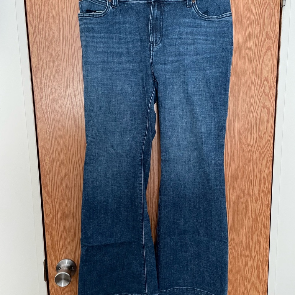 Women's Blue Jeans